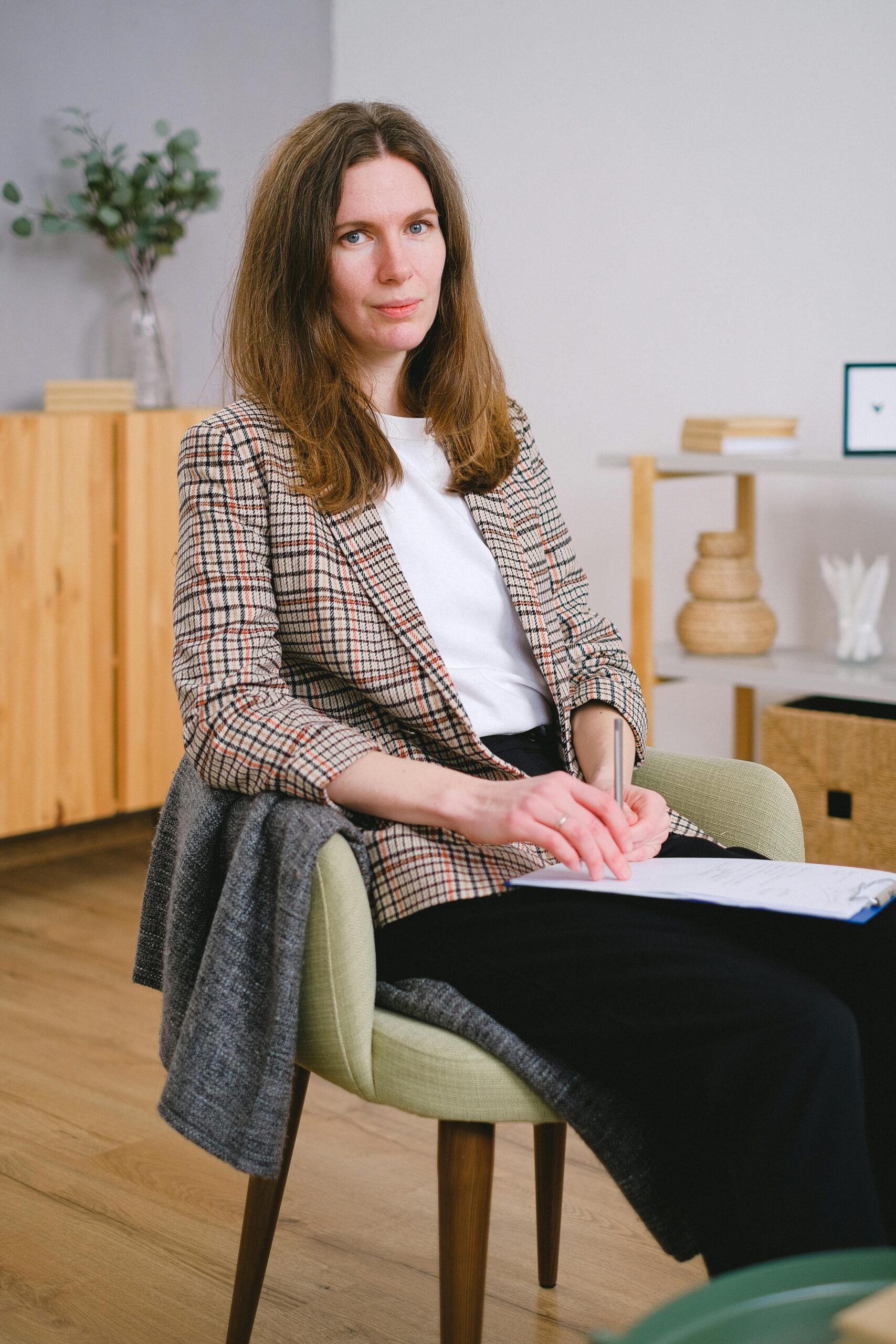 Dr. Laura Fredes